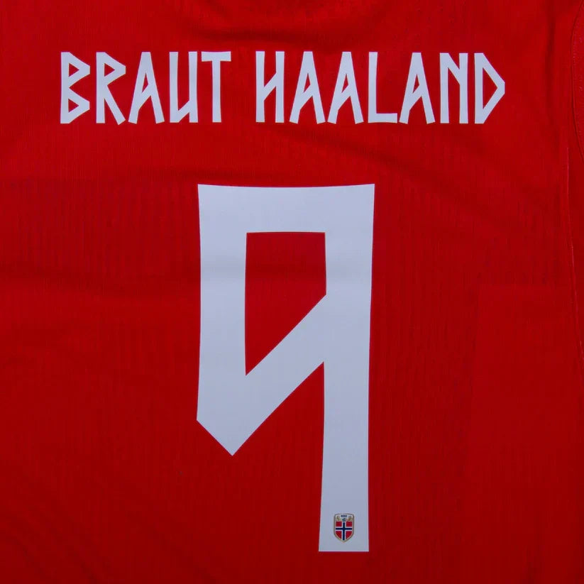 Bold Norway home colorway with the #9 and Haaland name print